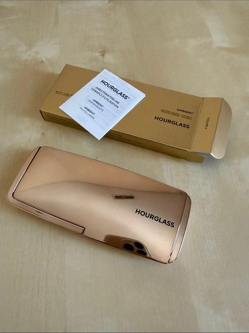 Hourglass Ambient Lighting Palette - Metallic Gold Compact -VOL II